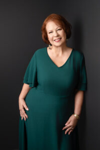 Fabulous Over 40 Photo of Laurie by Julie Hood Portraits