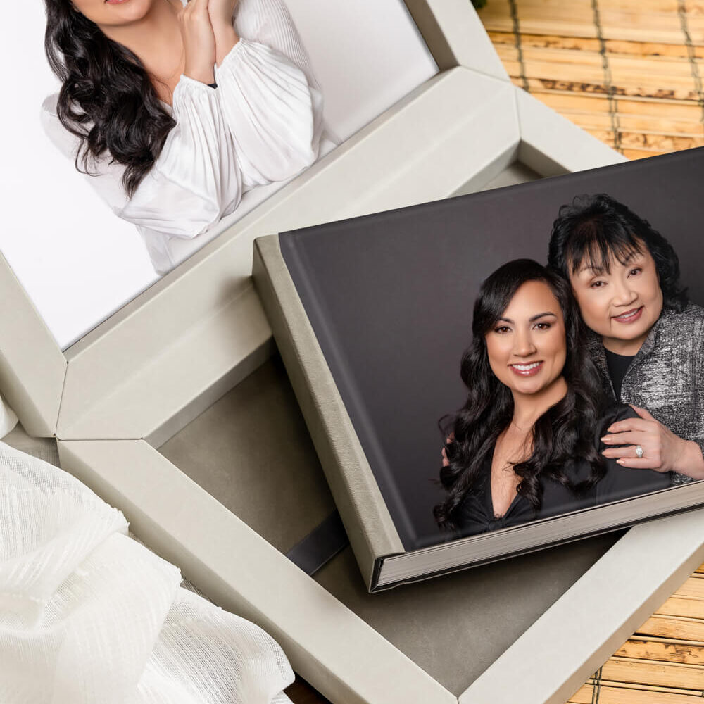 Crystal Covered Photo Albums Handmade in Italy from Julie Hood Photography Crystal Covered Photo Albums Handmade in Italy from Julie Hood Photography