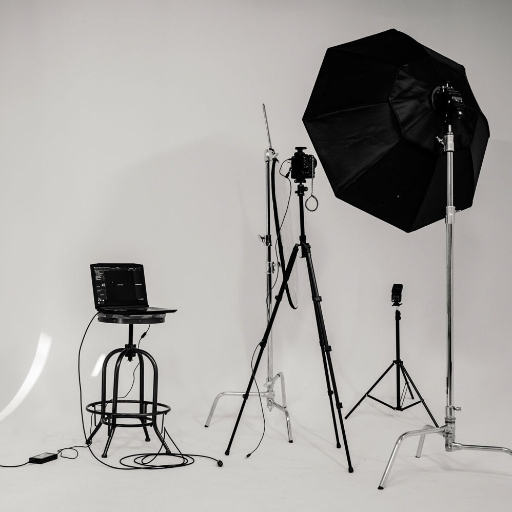 Julie Hood Photography Fully Guided Photoshoot - Experience what it’s like to be a Model for the Day Julie Hood Photography Fully Guided Photoshoot - Experience what it’s like to be a Model for the Day